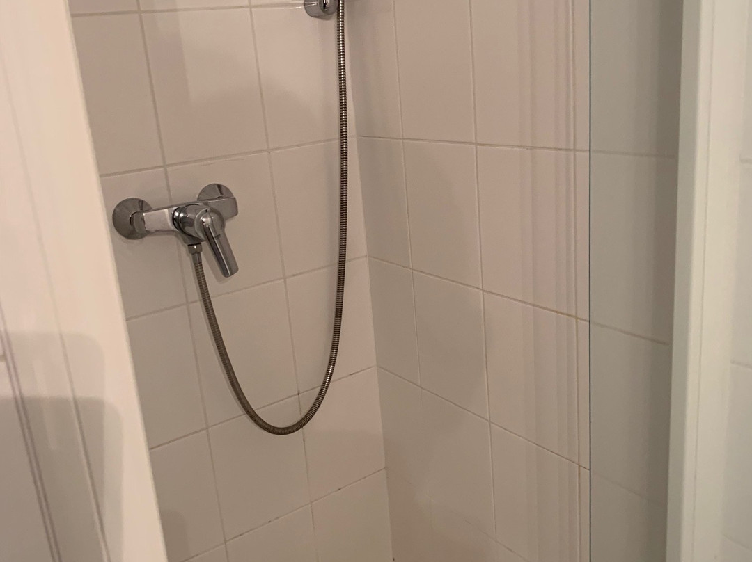 阿鲁姆酒店主图