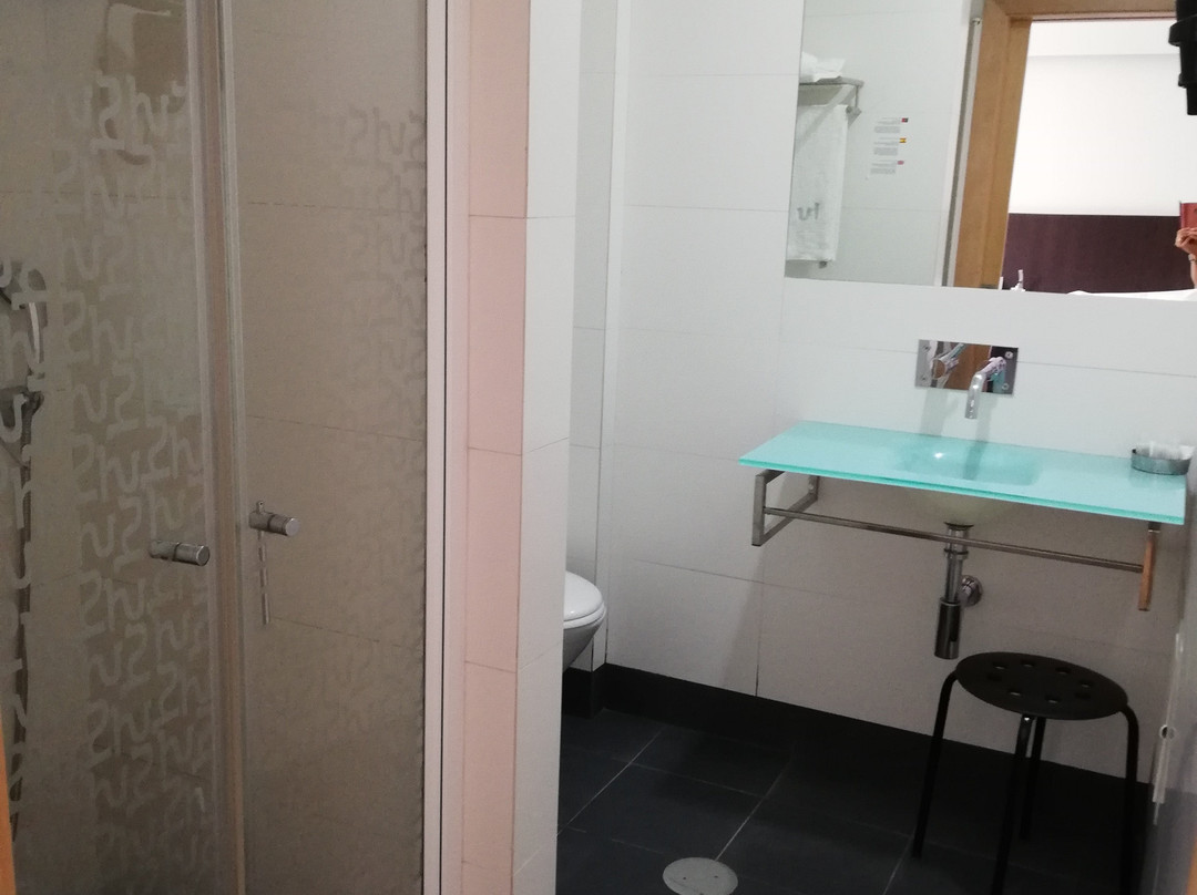 维多利亚酒店主图