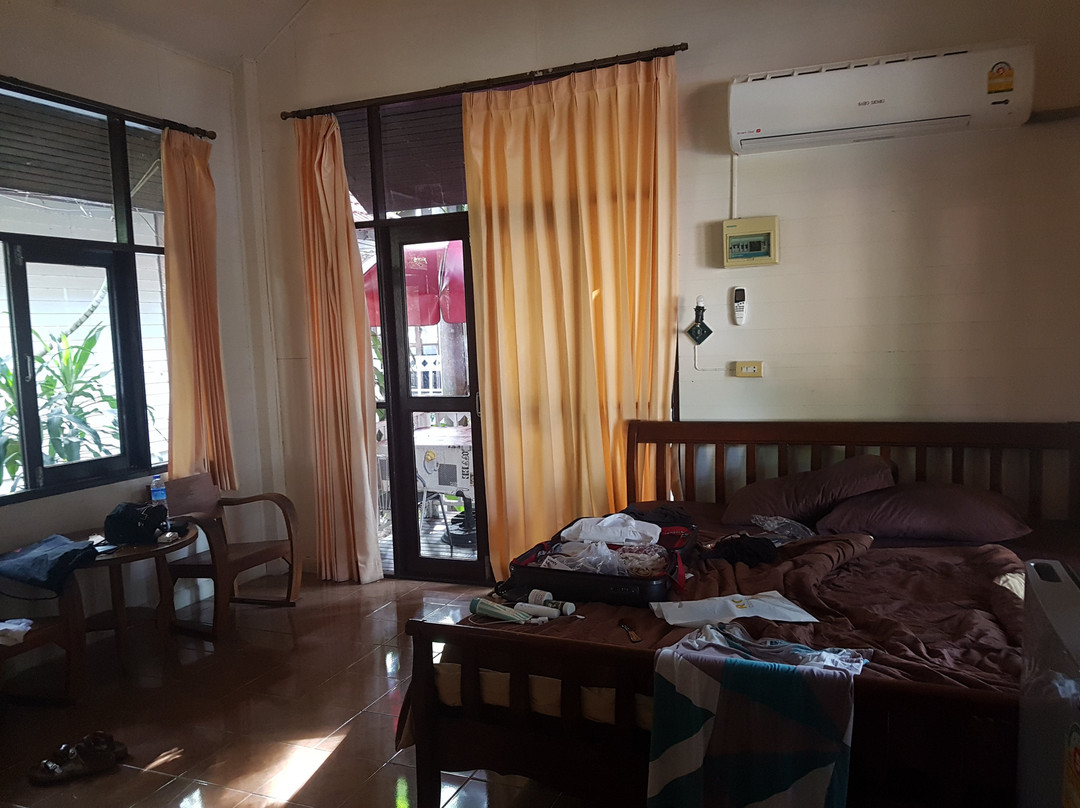 旧皇宫度假村酒店主图