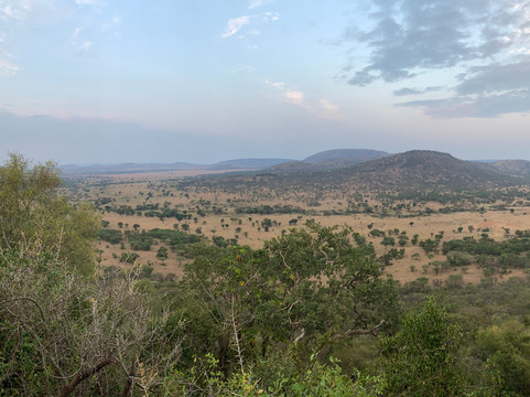 Mbali Mbali Soroi Serengeti Lodge主图