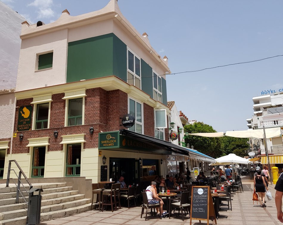 Plaza De La Nogalera-托雷莫里诺斯必去景点