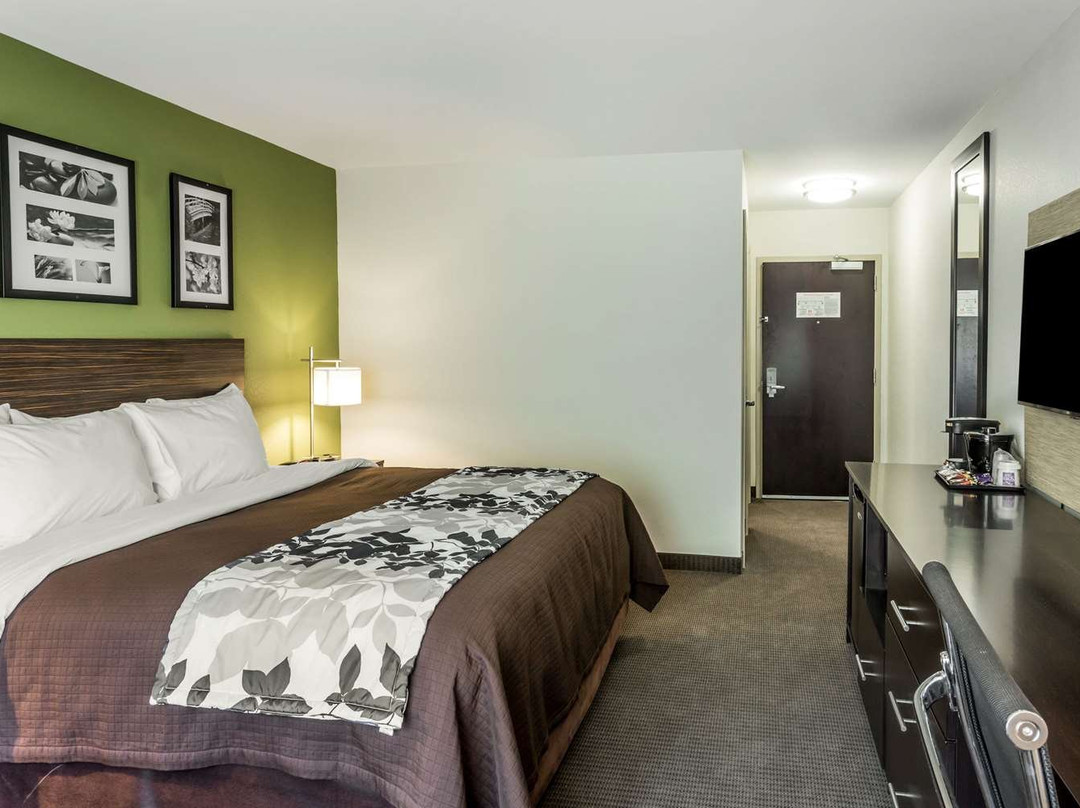 Sleep Inn & Suites主图