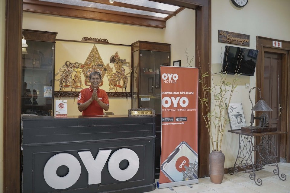 OYO 804 Ndalem Maharani Guest House主图