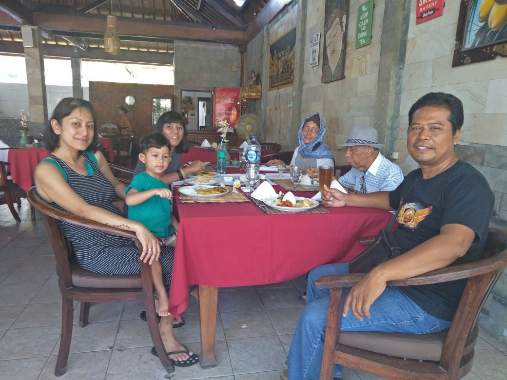 Dasa Temple Beach-卡朗阿森必去景点