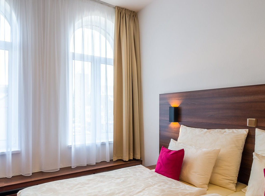 Bohemia Inn Hotel主图