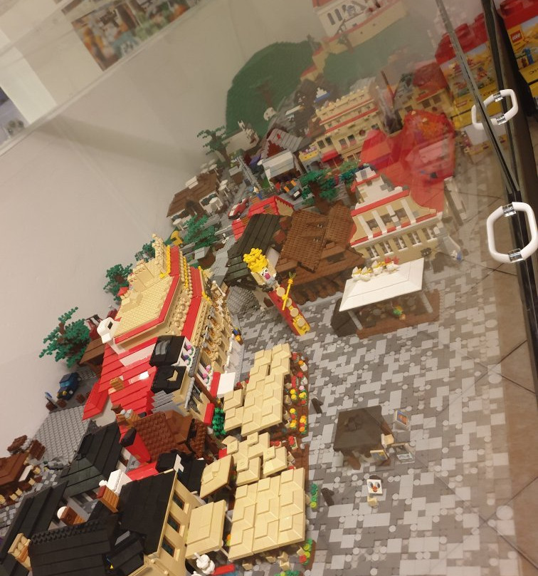 Kazimierskie Muzeum Klockow Lego景点图片