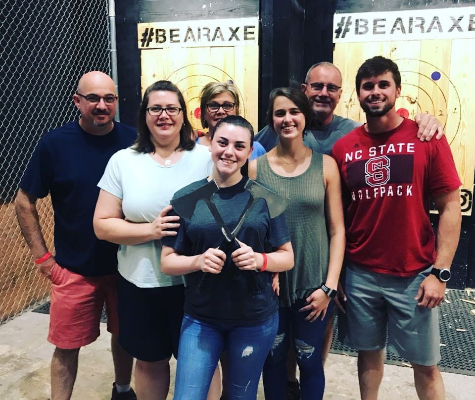 Bear Axe Throwing-普勒必去景点