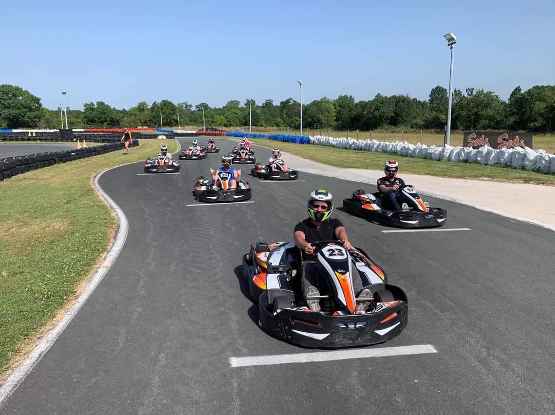 Karting de Saintes-Les Gonds必去景点