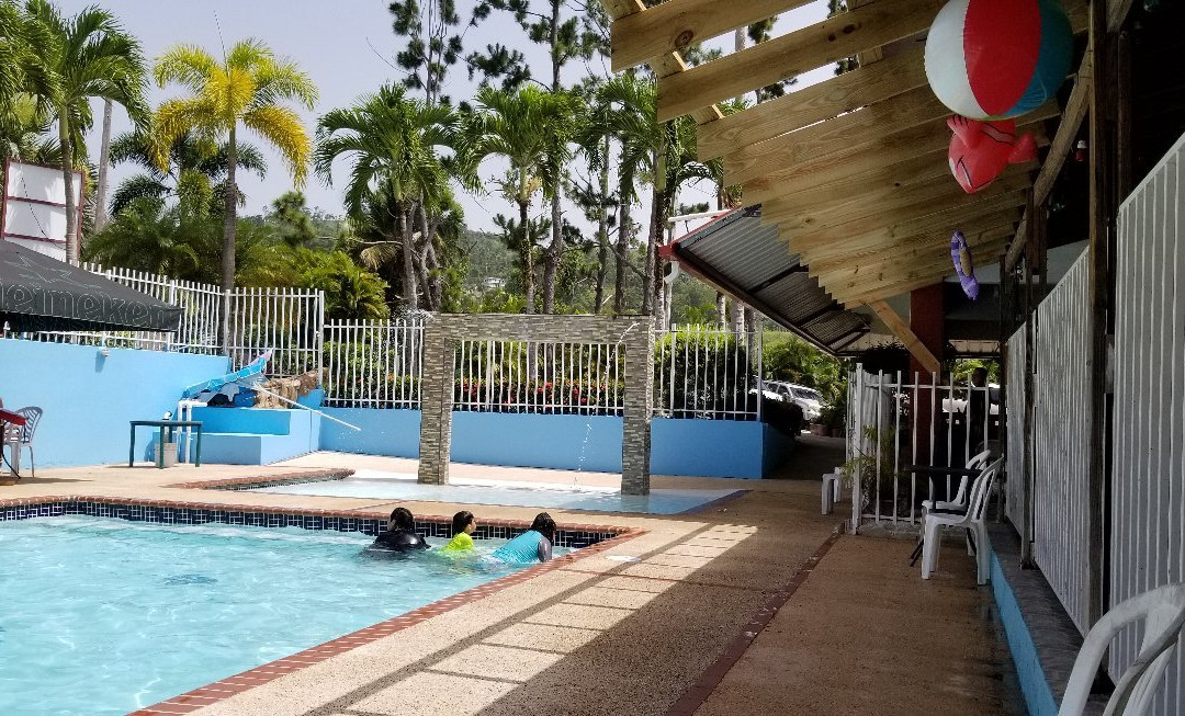 Centro Recreativo & Restaurante El Rancho-Corozal必去景点