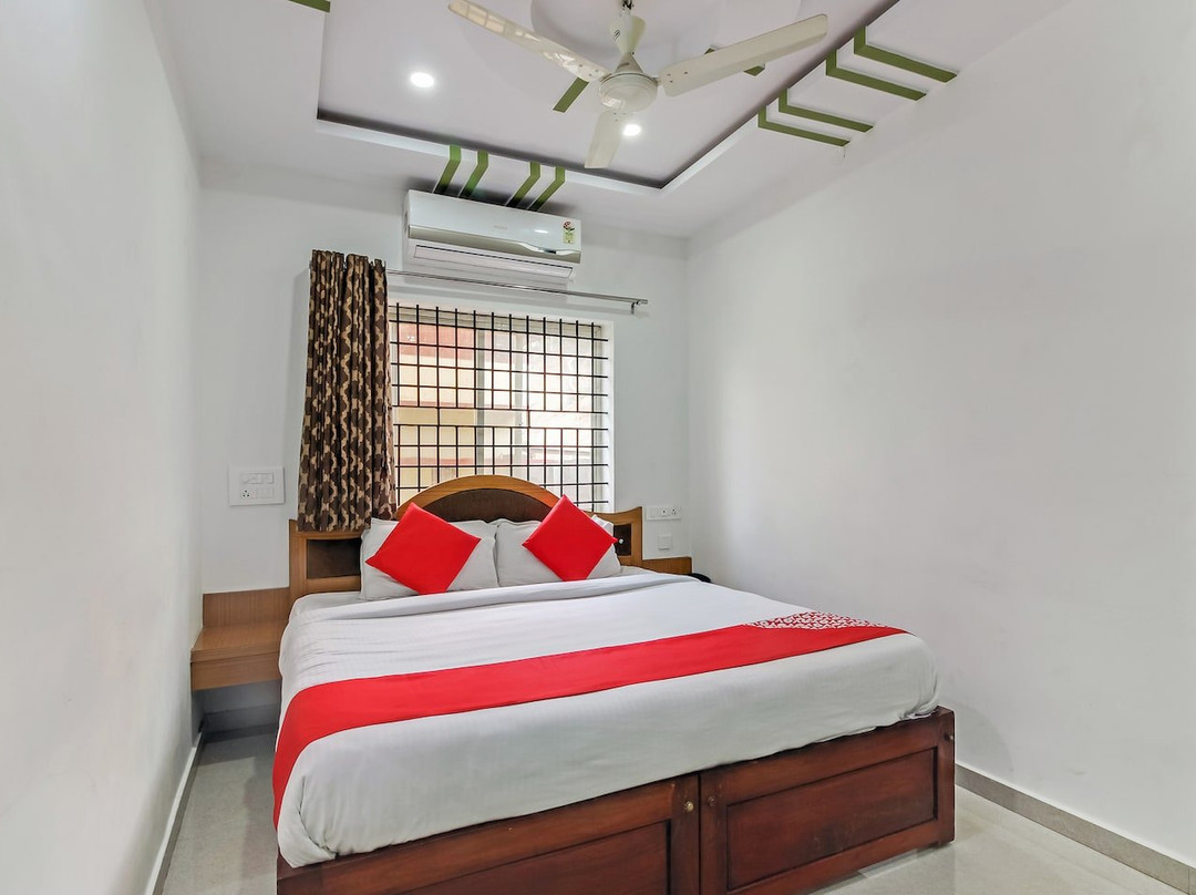 OYO 28303 Yesh Comforts主图