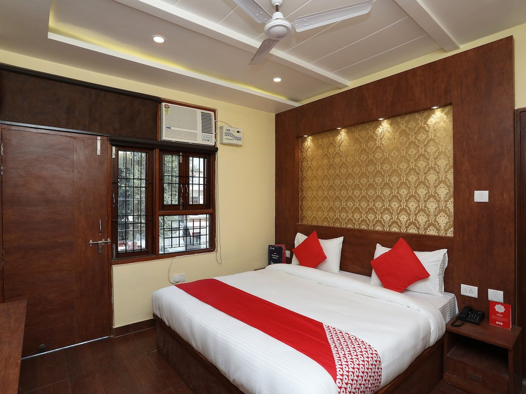 OYO 23616 Hotel Ss主图