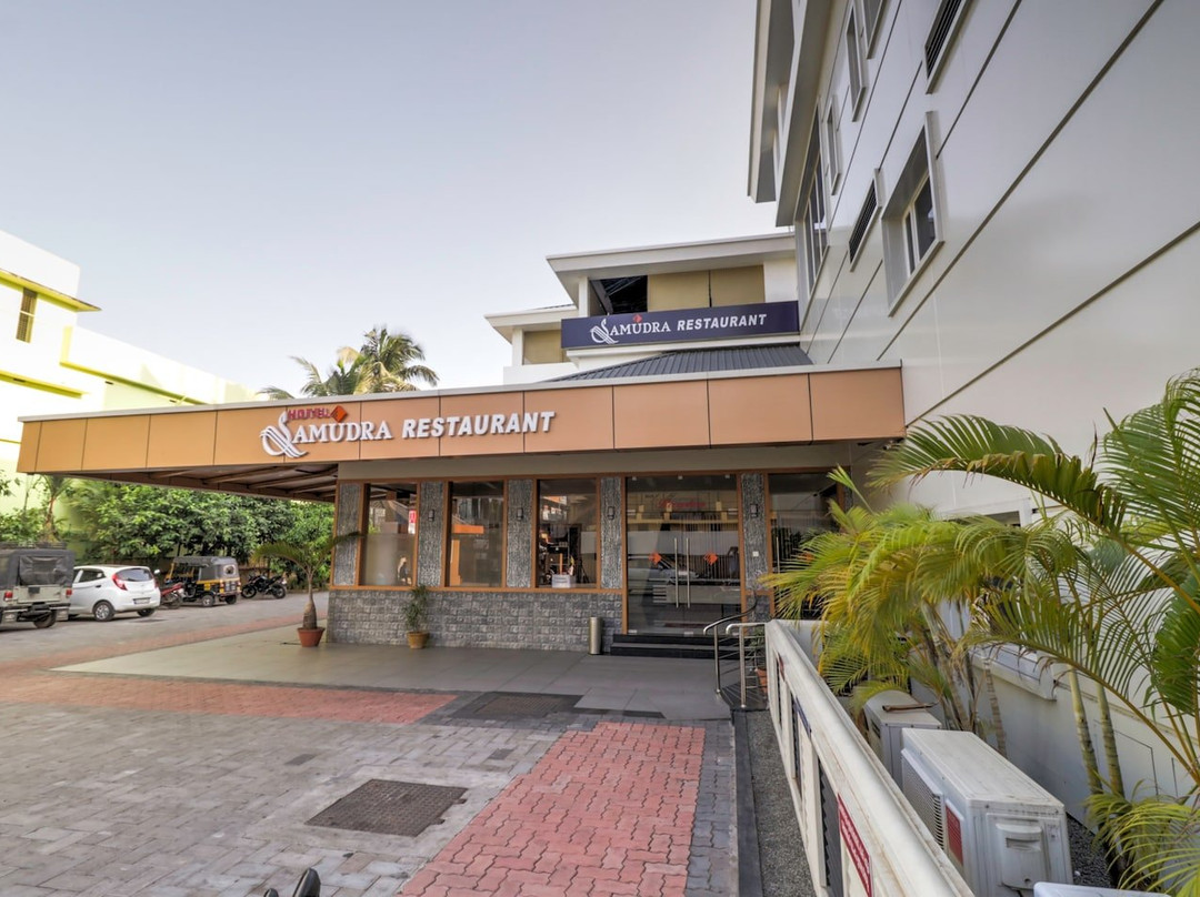 OYO 24988 Hotel Samudra Theeram主图
