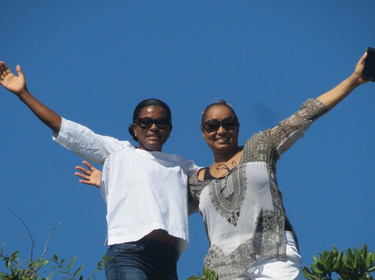 Platinum Limo & Taxi Services-拿骚必去景点