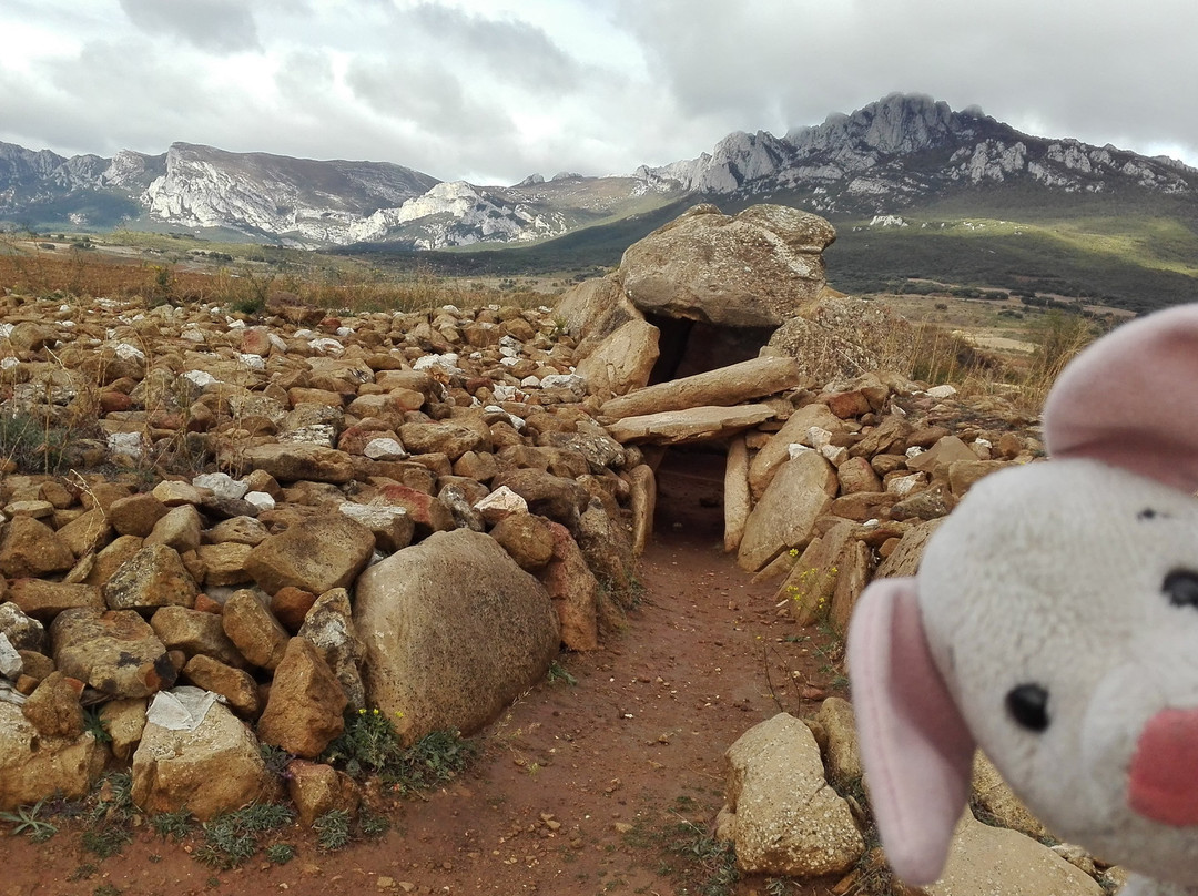 Dolmen De Los Llanos景点图片