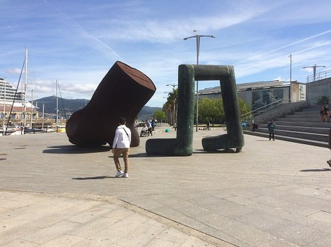 El Nadador ( The Swimmer)-比戈必去景点