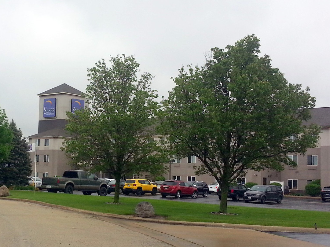 Sleep Inn & Suites主图