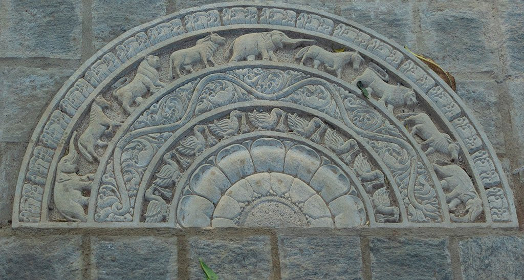 Kiri Vehera-卡塔拉伽马必去景点