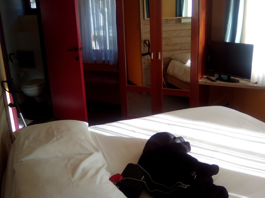 Hotel Les Arcades主图