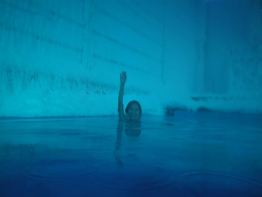 Open hot pool景点图片