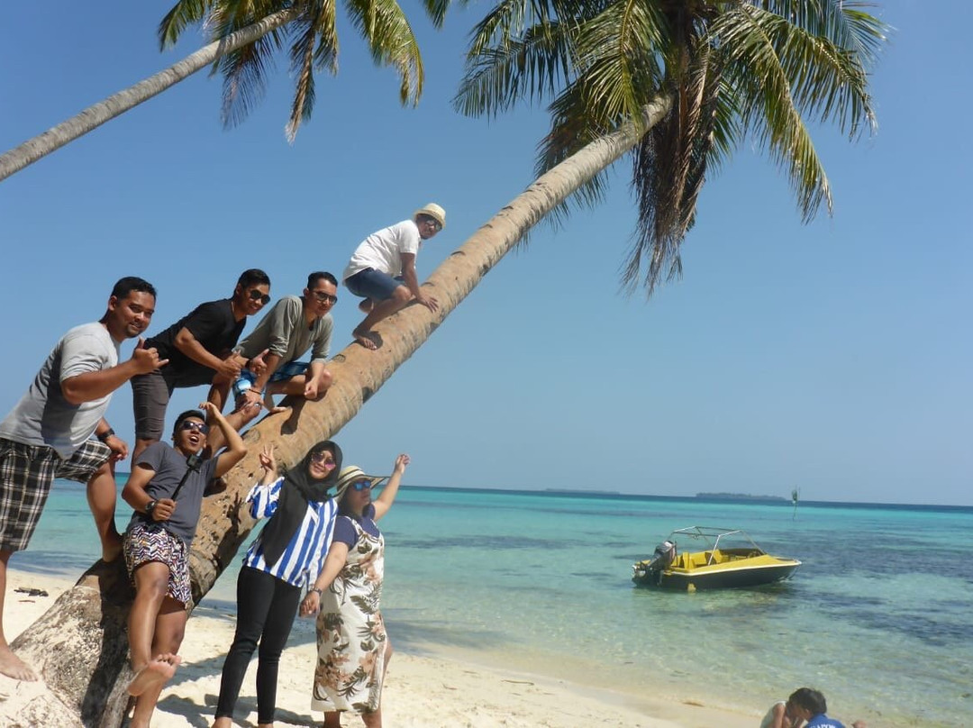 The Happinezz Tours Karimunjawa-卡里蒙加瓦必去景点