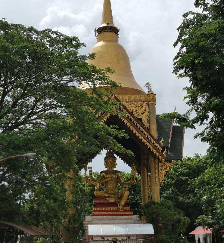 Happy Go Lucky Tour-三宝垄必去景点