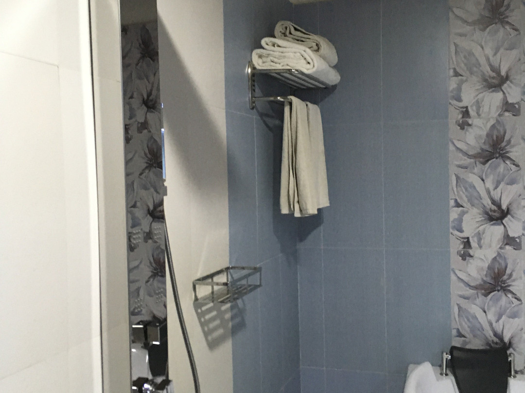 荣耀格兰德酒店主图