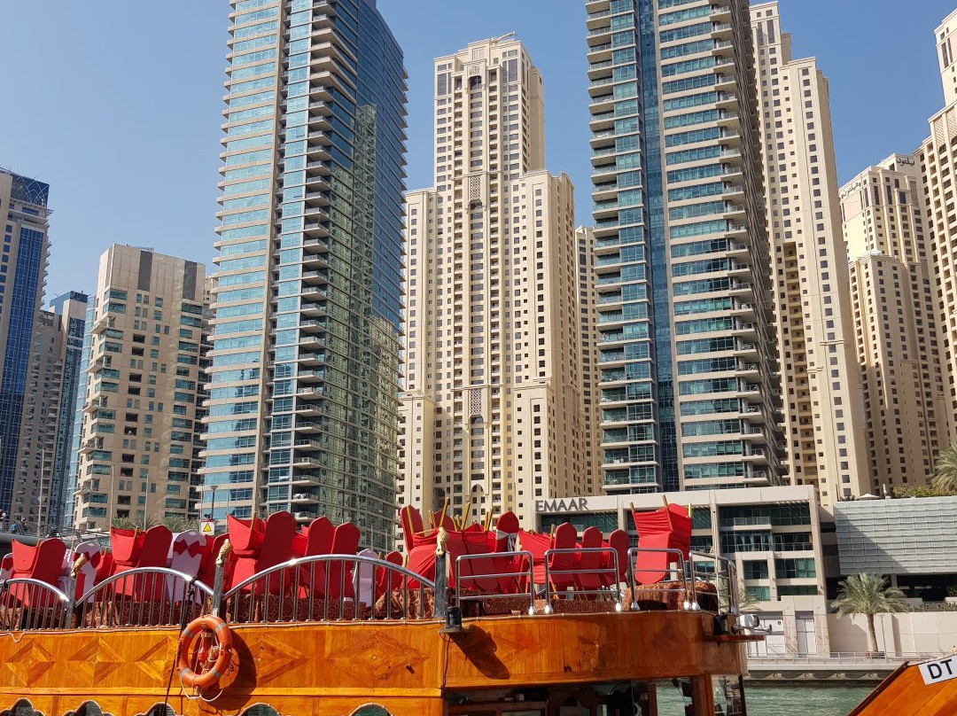迪拜码头游艇俱乐部景点图片