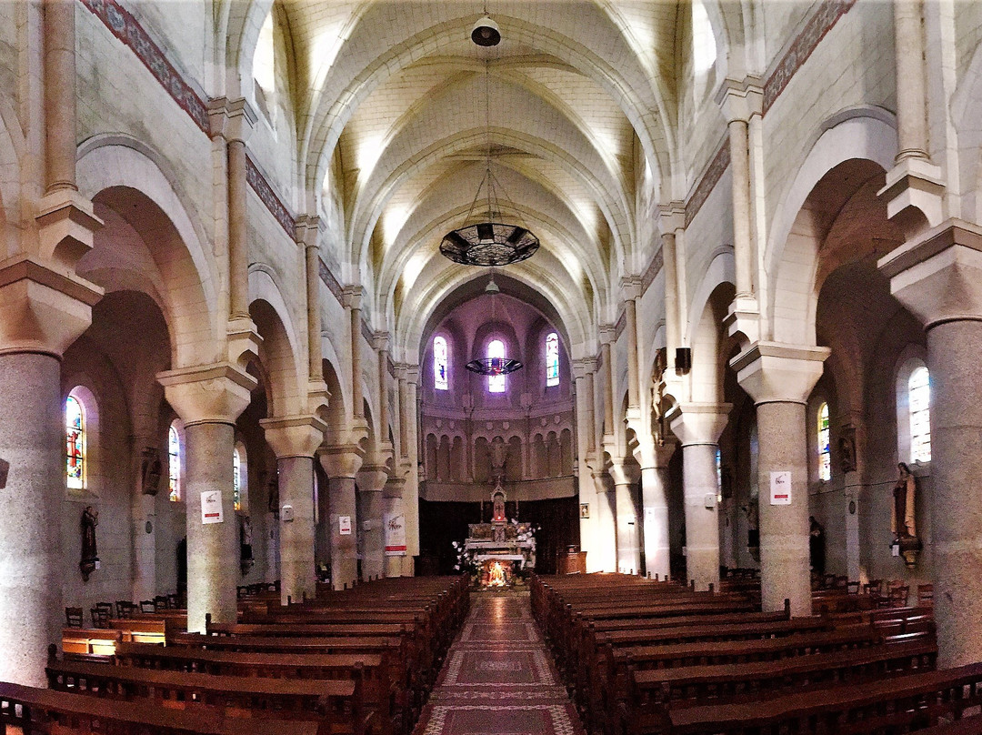 Eglise Sainte-Radegonde景点图片