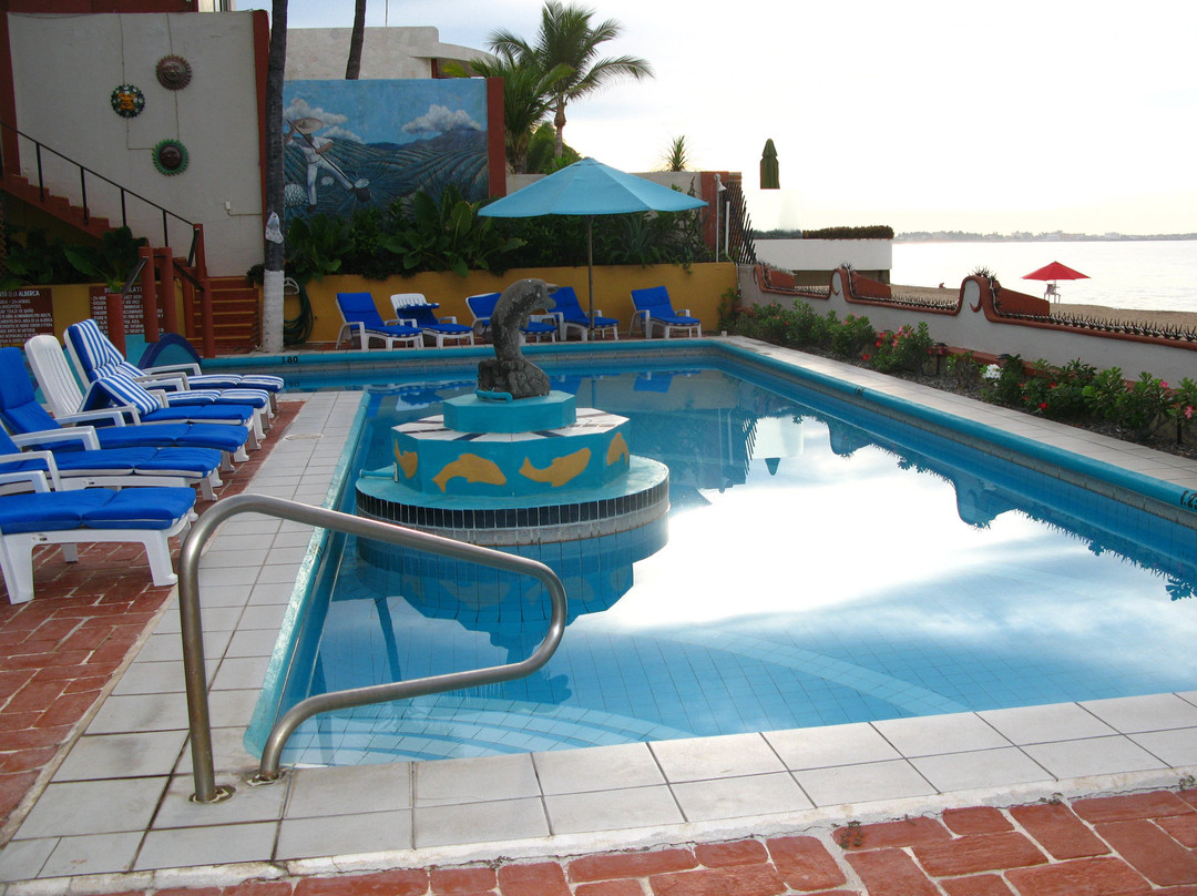 La Paloma Oceanfront Retreat主图