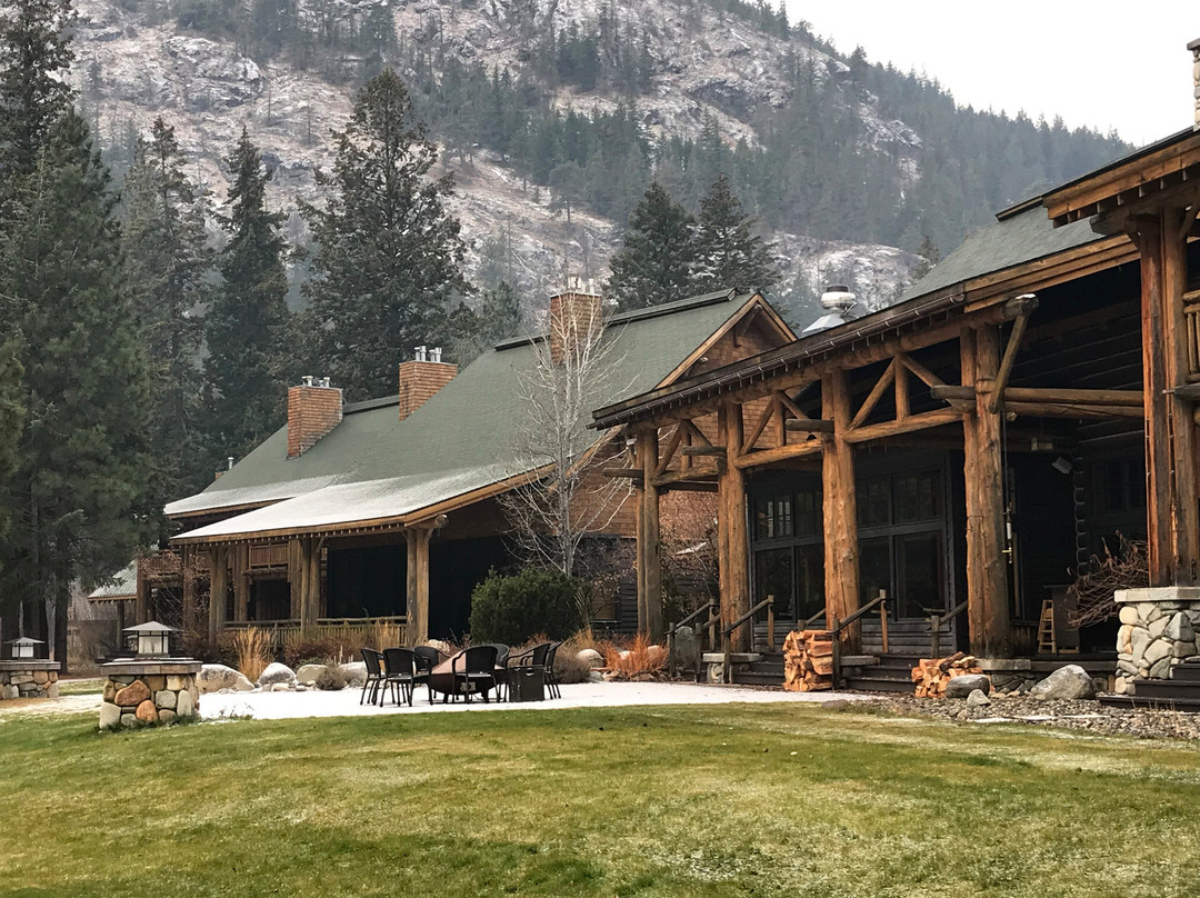 Freestone Inn & Cabins主图