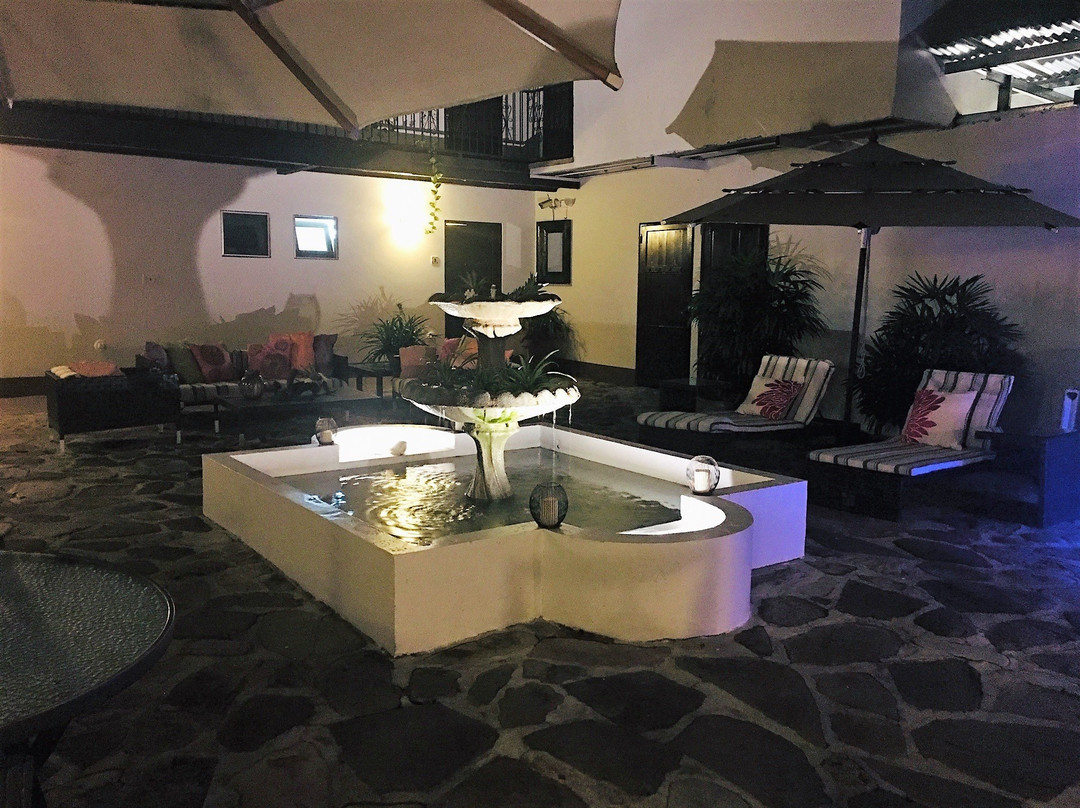 Perla Real Inn主图