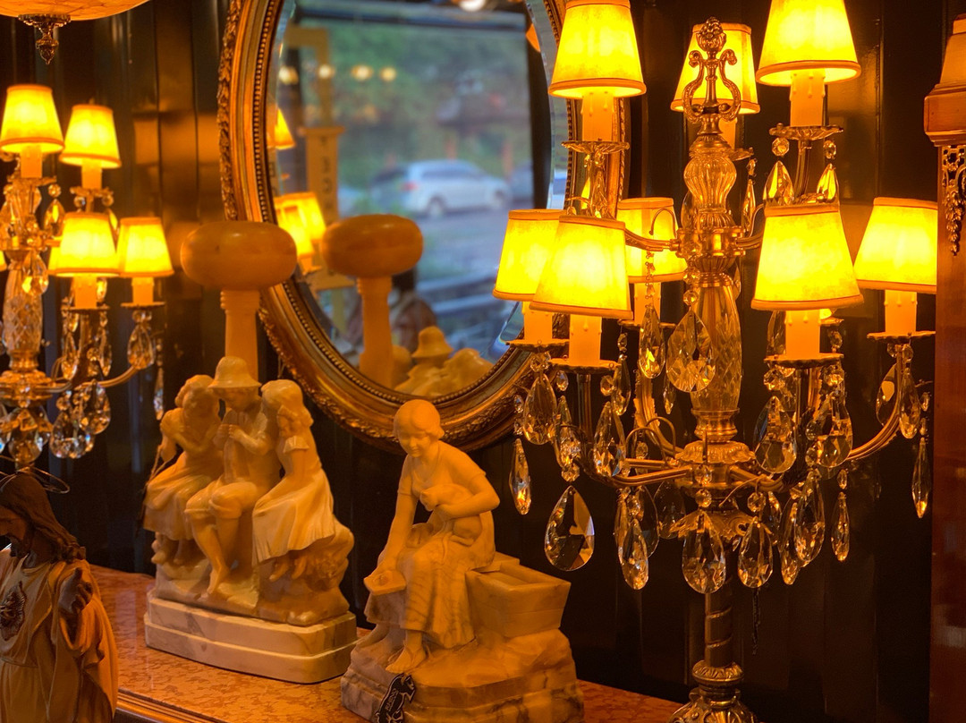 Rhino Antiquario & Cafe-格拉玛多必去景点