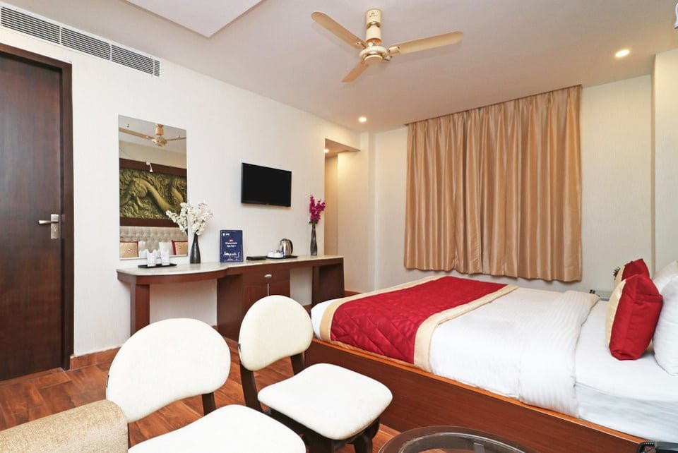 OYO 10431 Hotel Ishanika主图