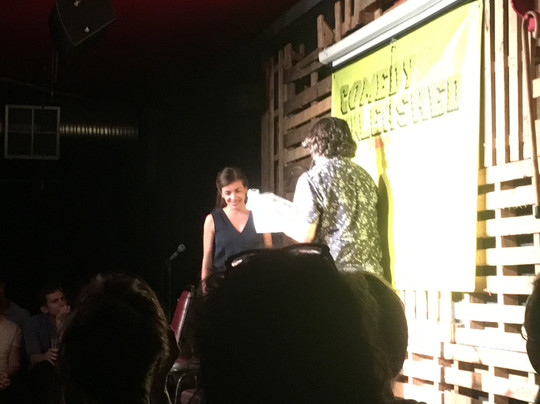 Backyard Comedy Club-伦敦必去景点