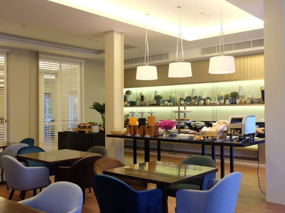 邦尼亚奥克伍德花园塔公寓主图