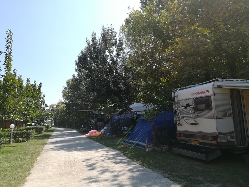 Camping Stolos