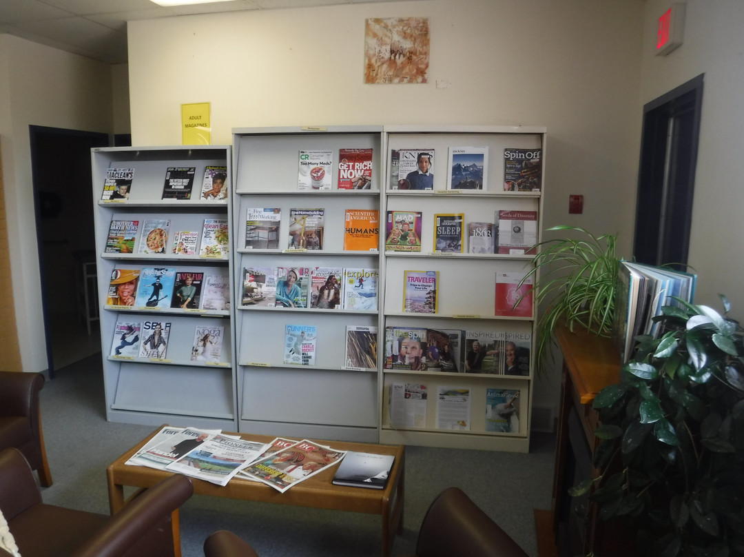 Okanagan Regional Library Golden Branch景点图片