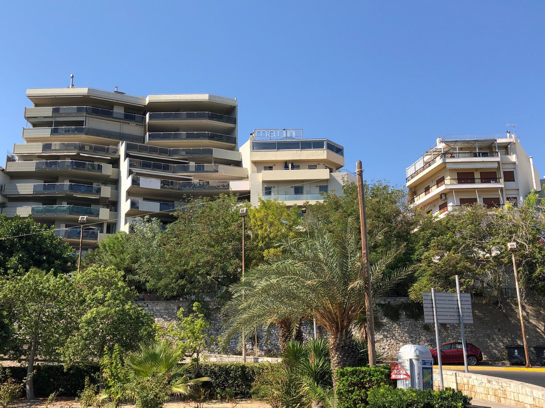 马林梦幻酒店主图