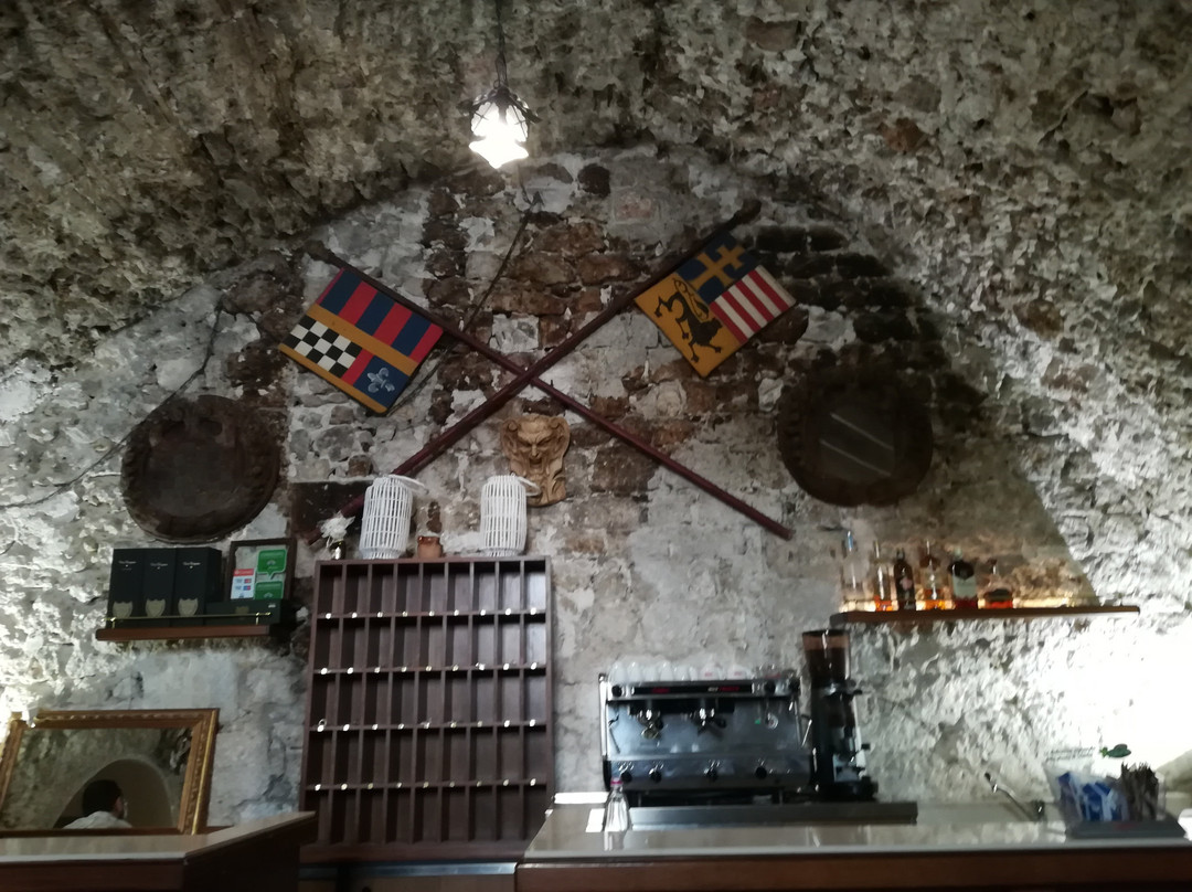 Castello Piccolomini di Balsorano景点图片