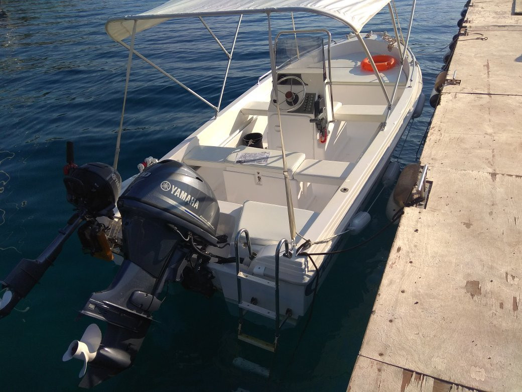 Discover Meganisi-Spartochori必去景点