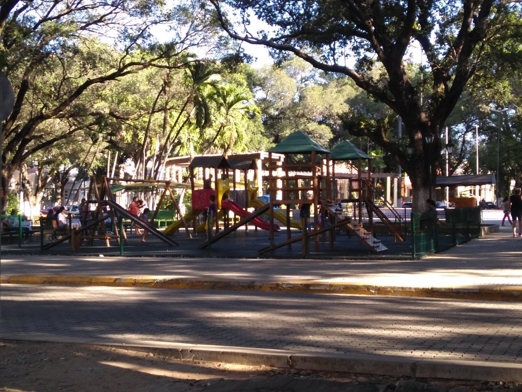 Praca da Se-Crato必去景点