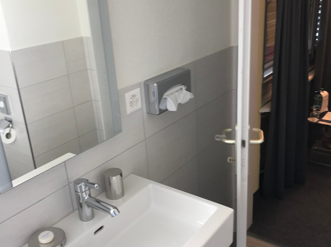 Hotel Baeren Suhr主图
