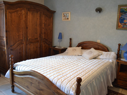 奥斯奥朗吉尔斯酒店主图