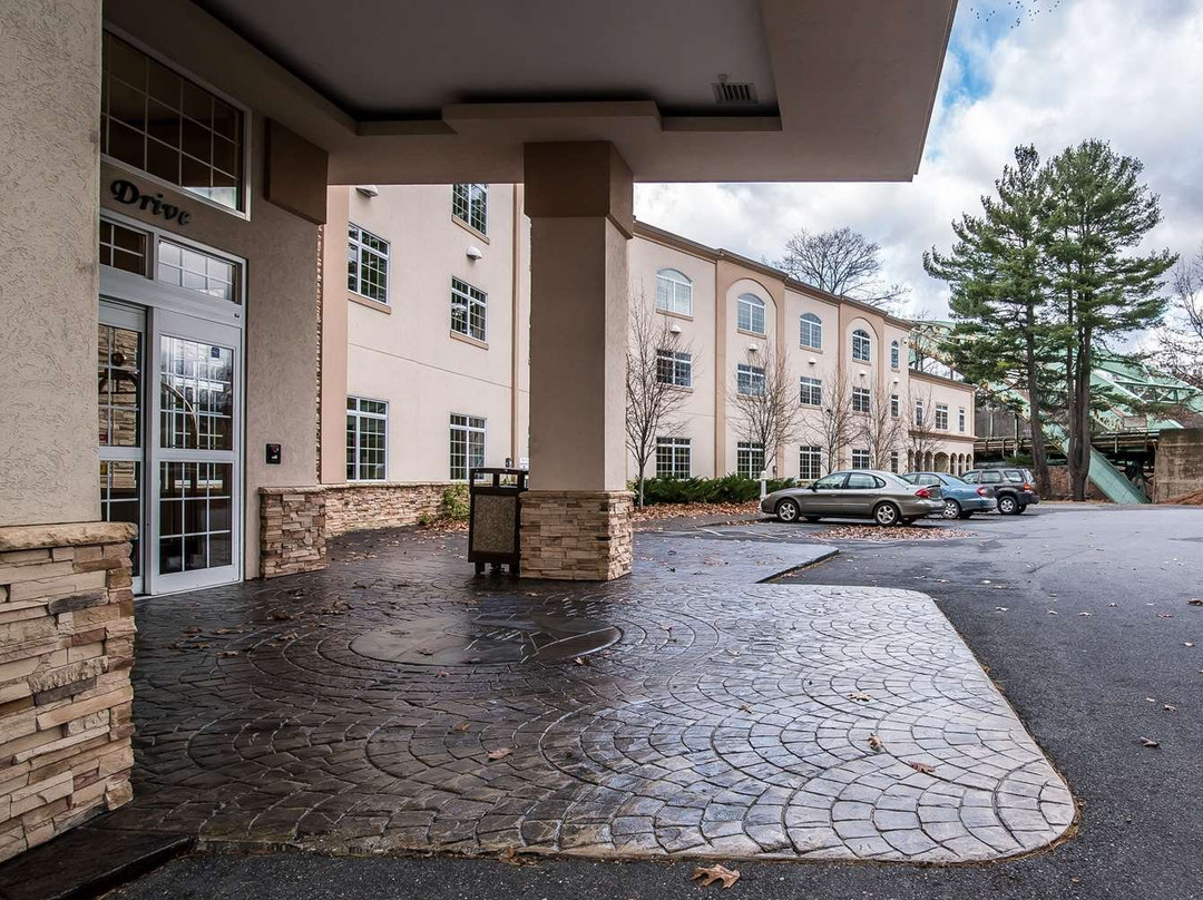 Riverside Hotel, Ascend Hotel Collection主图