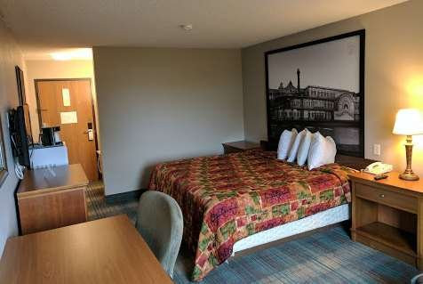 Super 8 by Wyndham Shenandoah主图