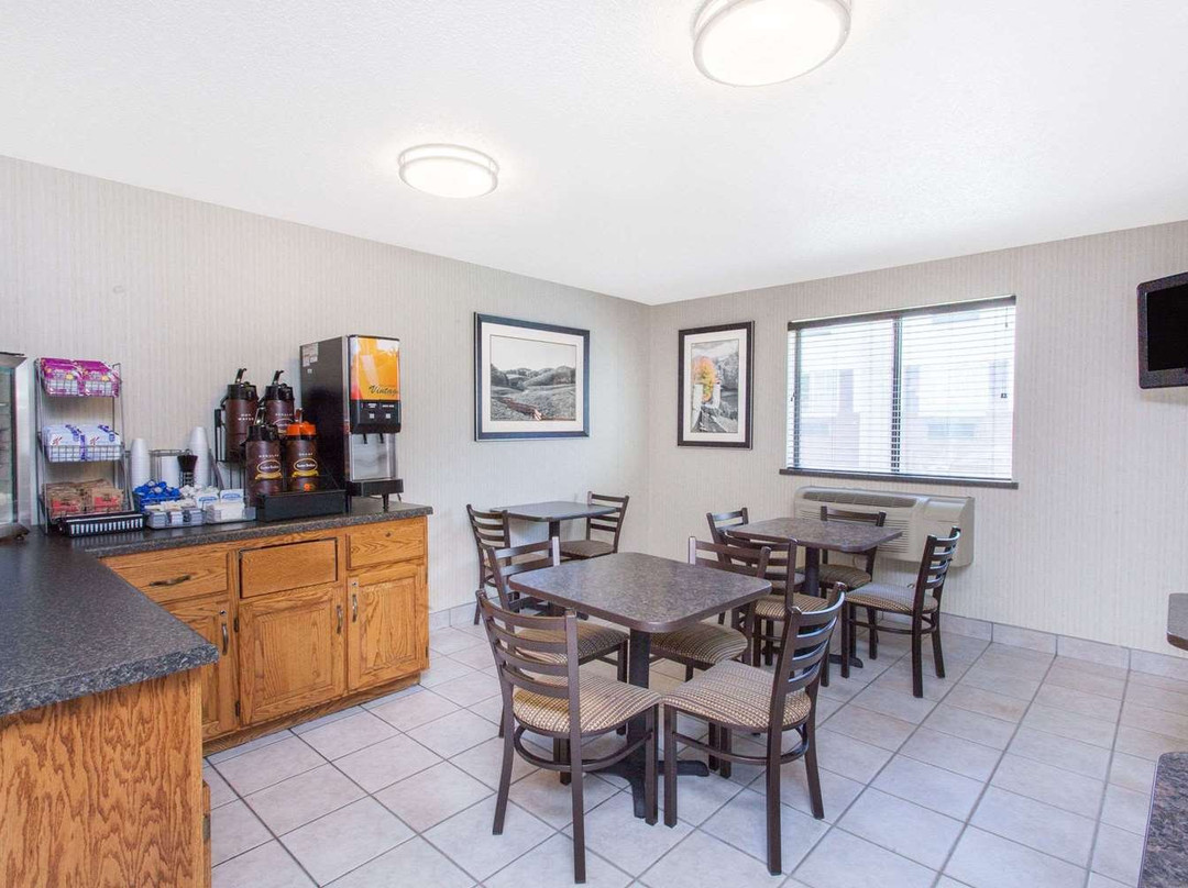 Super 8 by Wyndham Norton VA主图