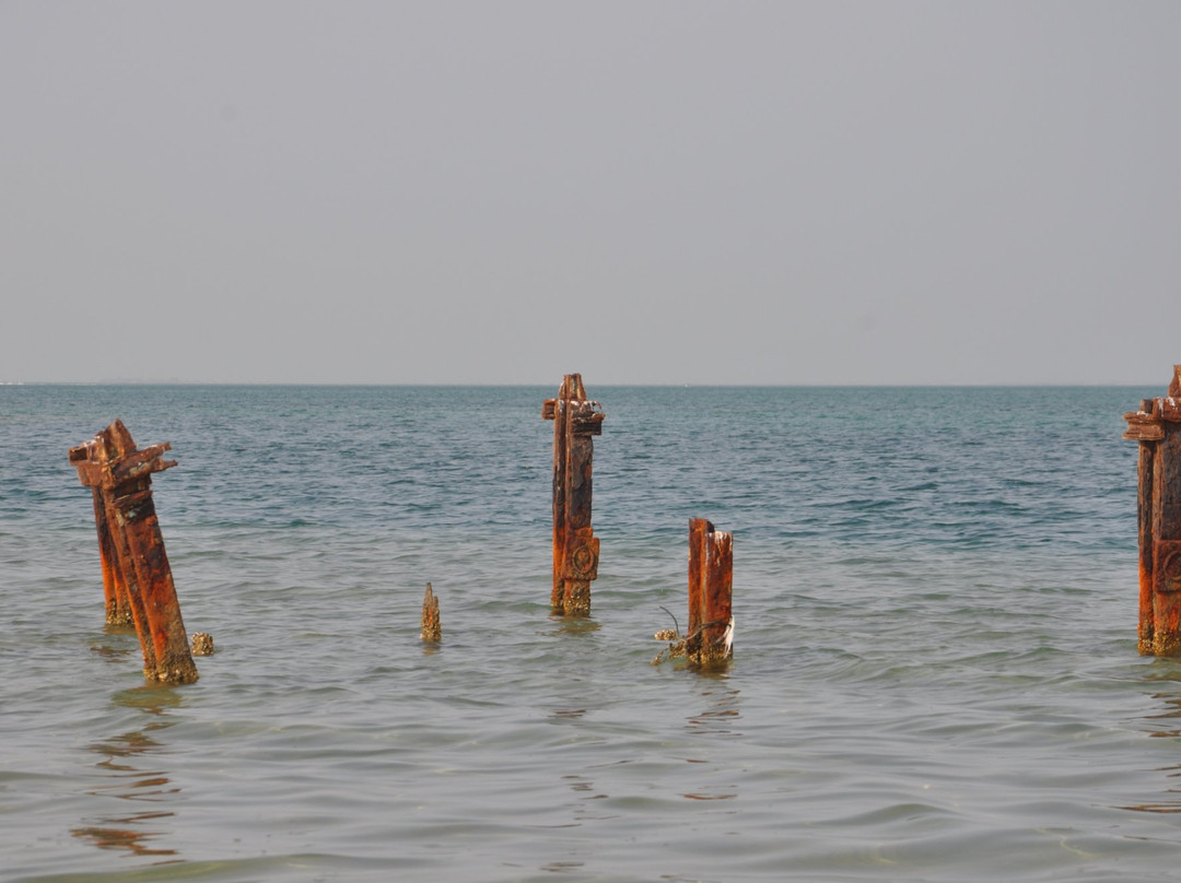 Half Moon Beach景点图片