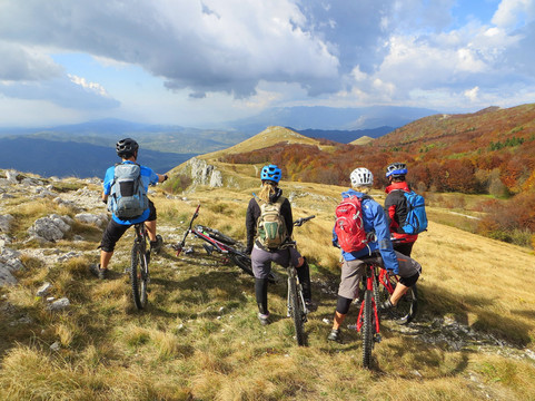 Discover Soca Tours & Transfers-博韦茨必去景点