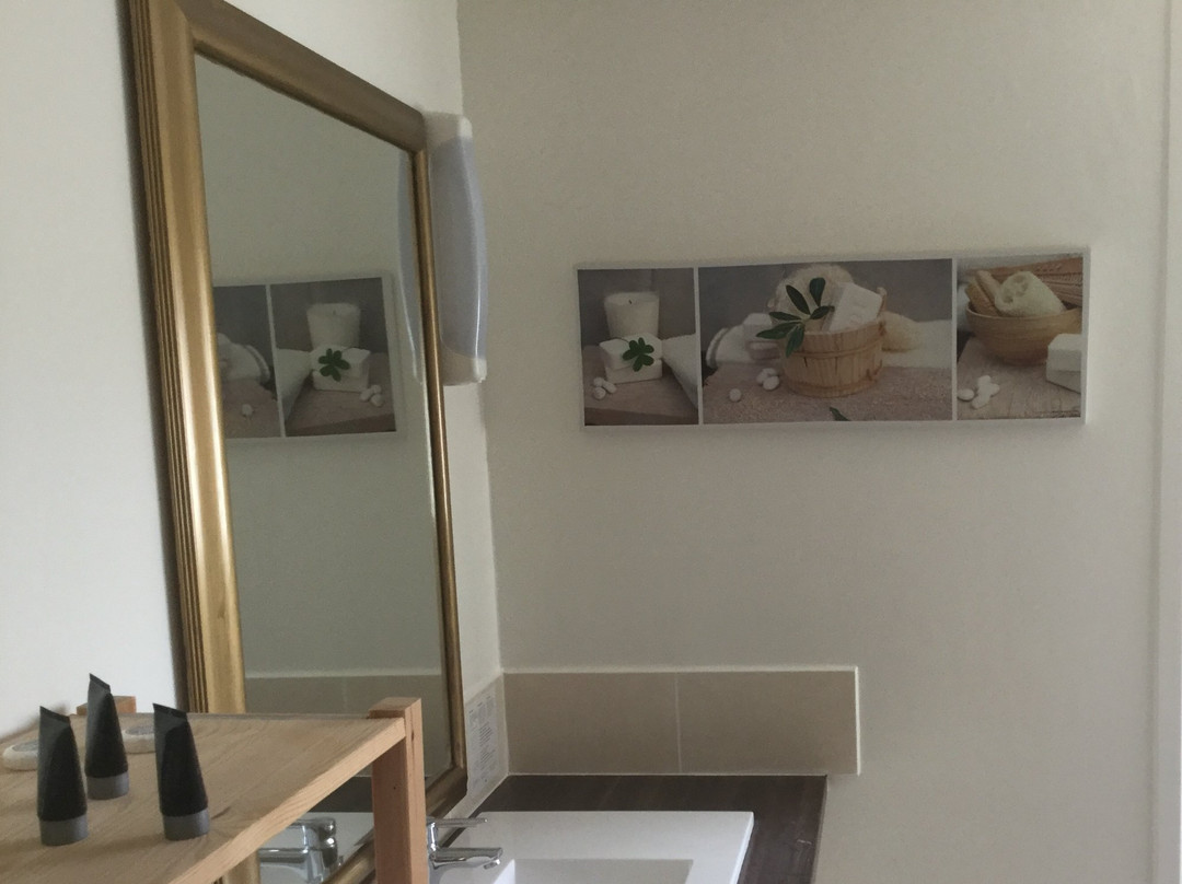 喀斯餐厅酒店主图