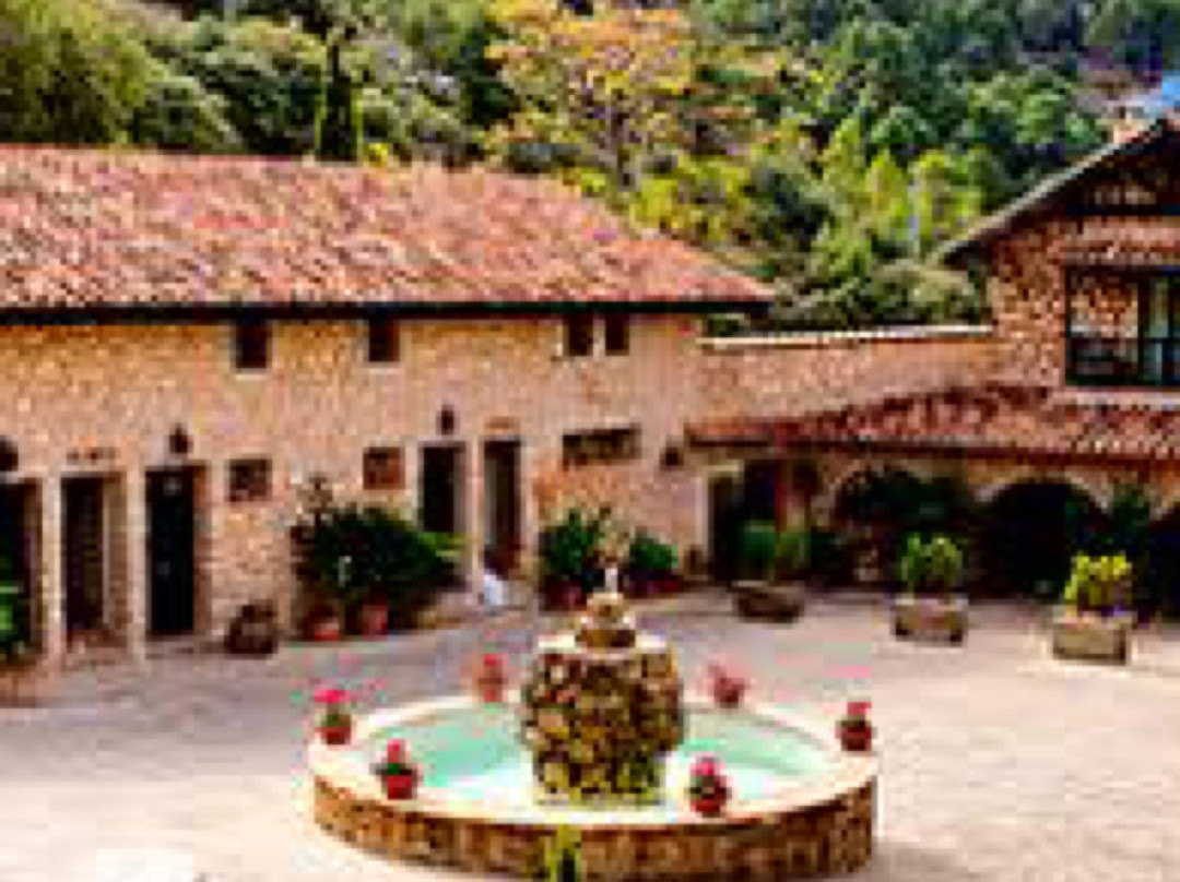 Calerilla Hotel主图